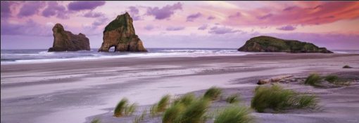 Wharariki Beach 1000-Piece Puzzle - Image 2